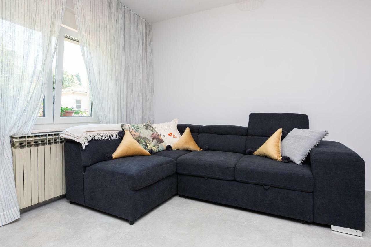 Pavone Apartment